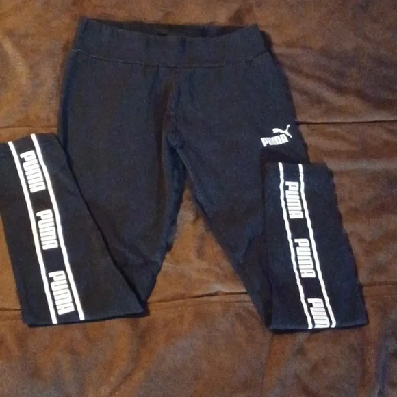 PUMA, GIRLS DANCE,GYM, WORKOUT, LEGGINGS, SIZE M. BLACK AND WHITE. - Picture 2 of 4